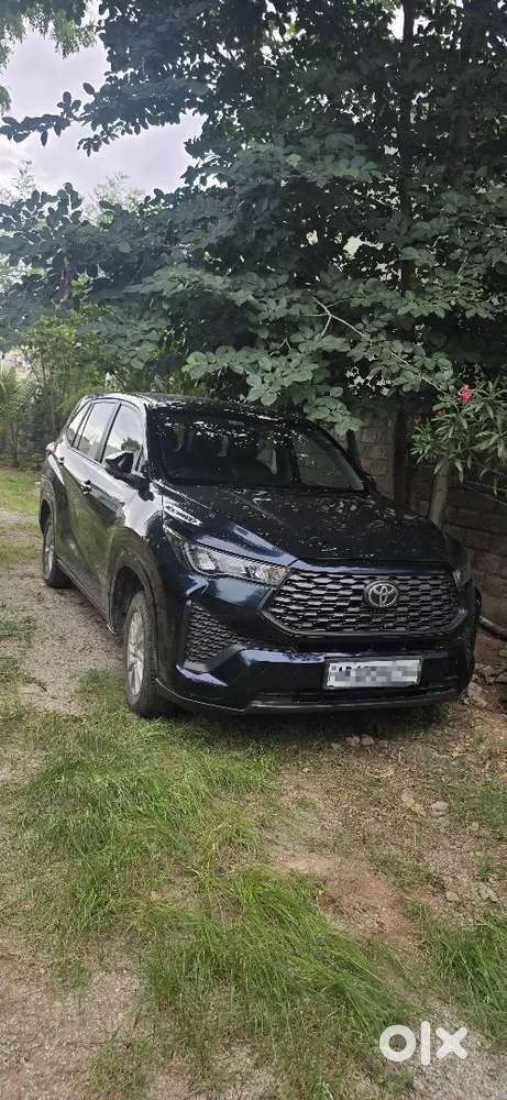 Toyota Innova Hycross 2024 Option Petrol