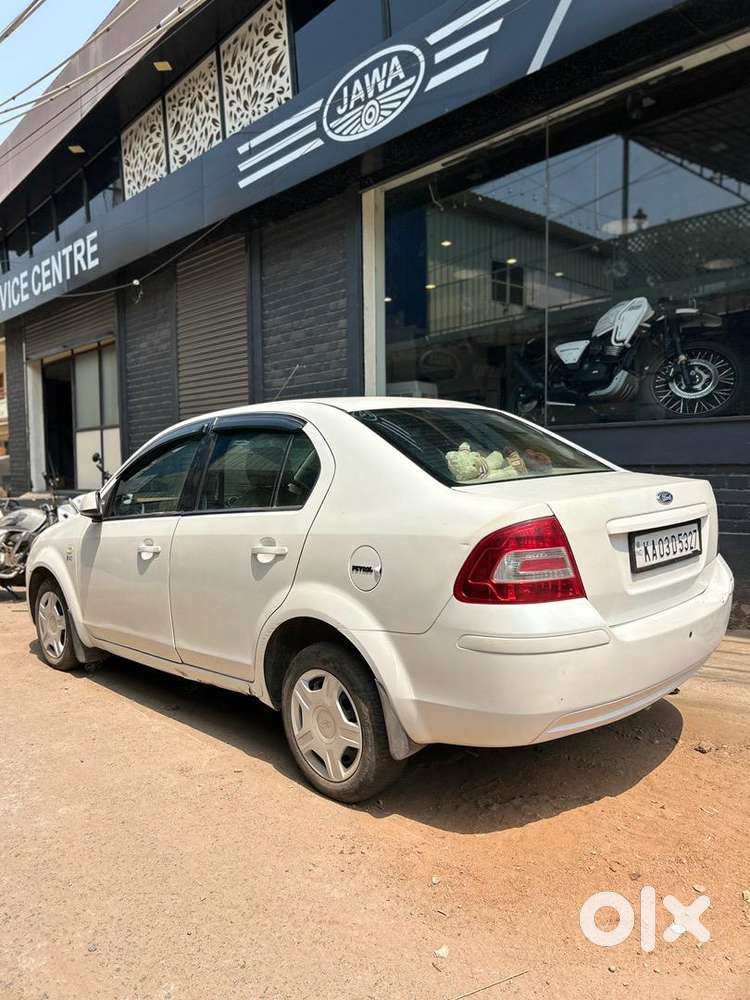 Ford Fiesta Zxi 2009  Well Maintained  Fc Valid Till 2026