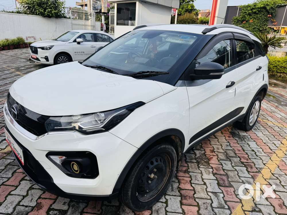 Tata Nexon 1.2 Revotron Xma Amt (s), 2021, Petrol