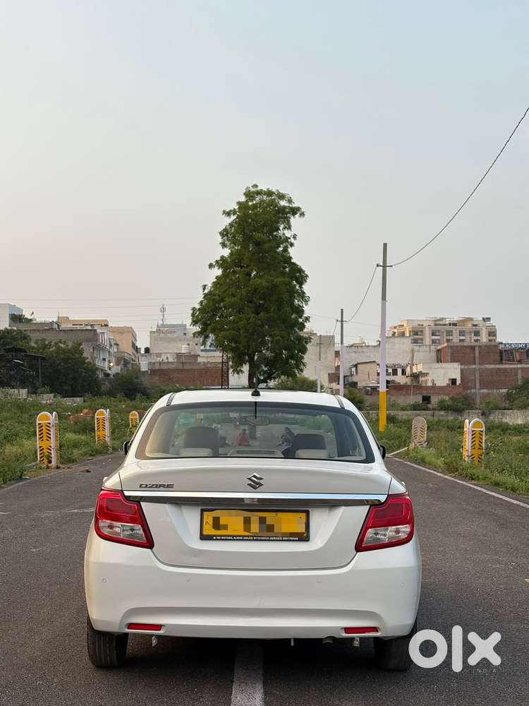 Maruti Suzuki Swift Dzire 1.2 Vxi Bsiv, 2023, Cng & Hybrids