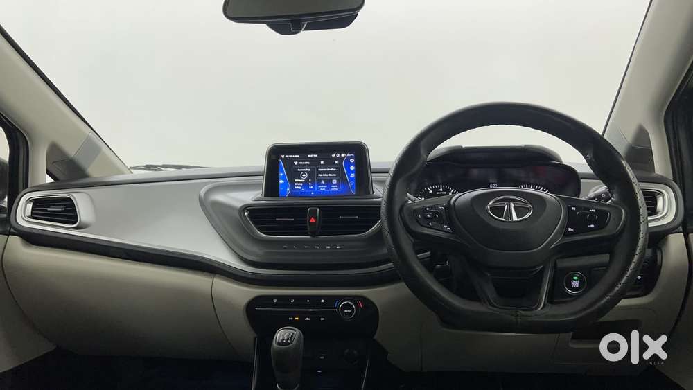 Tata Altroz 1.2 Xt, 2023, Petrol