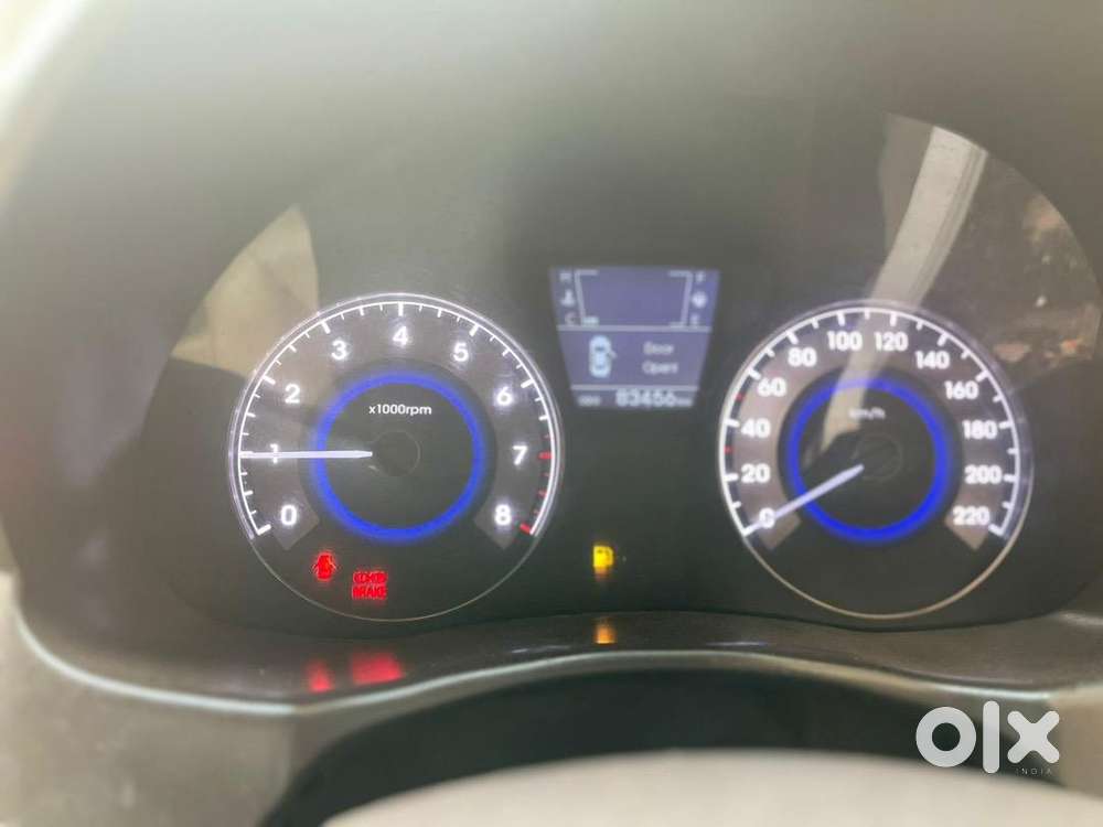 Hyundai Verna 2013 Slightly Negotiable