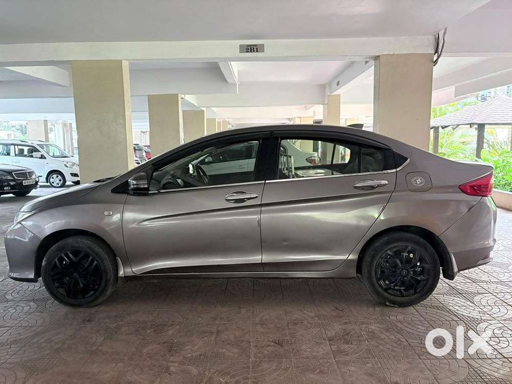 Honda Petrol Car 2016