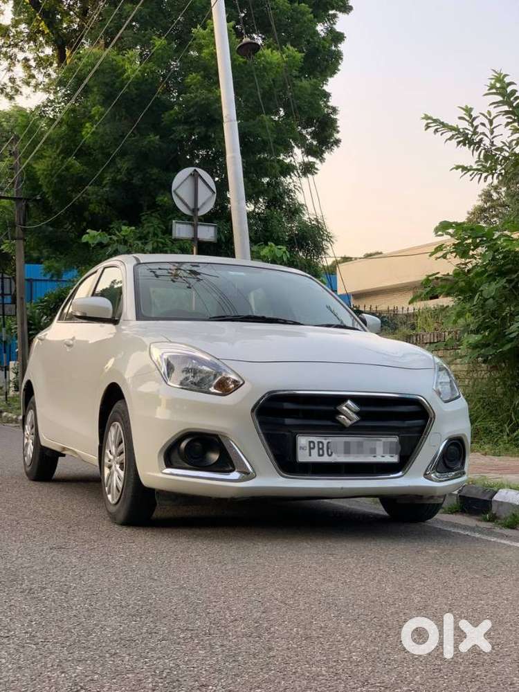 Maruti Suzuki Swift Dzire Vxi Optional, 2022, Petrol