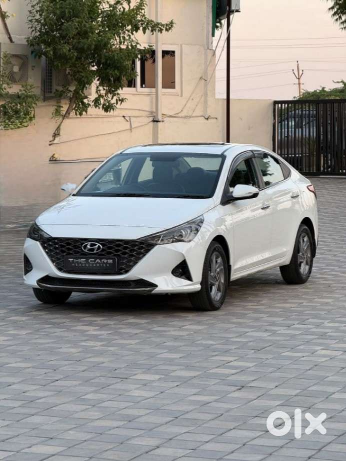 Hyundai Verna 1.5 Sx Petrol Mt, 2022, Petrol