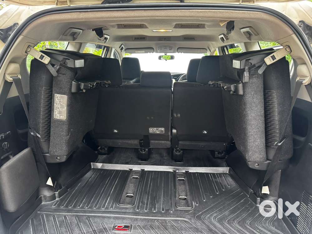 Toyota Innova Crysta 2.4 Gx Mt, 2018, Diesel