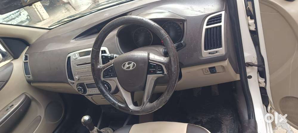 Hyundai I20 1.2 Asta, 2011, Cng & Hybrids