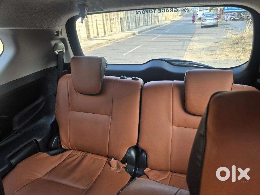 Toyota Innova Crysta 2.4 Gx Mt, 2017, Diesel