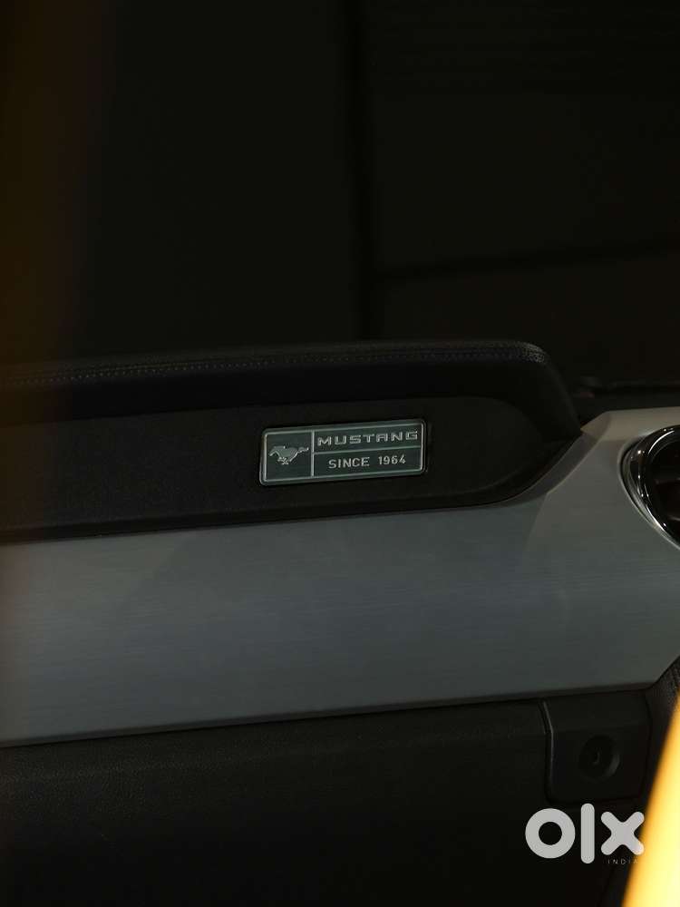 Ford Mustang V8, 2019, Petrol