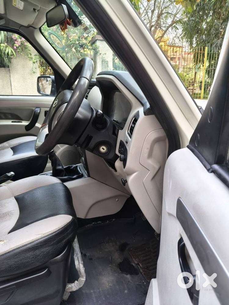 Mahindra Scorpio S10, 2017, Diesel