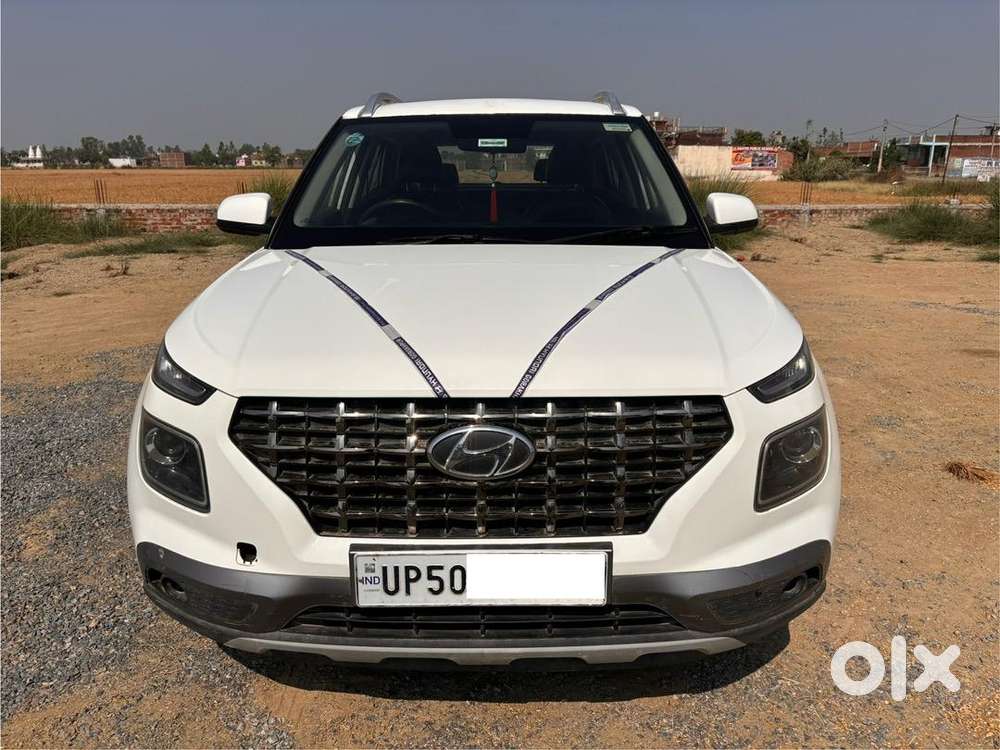 Hyundai Venue 2021 Diesel Showroom  Conditio