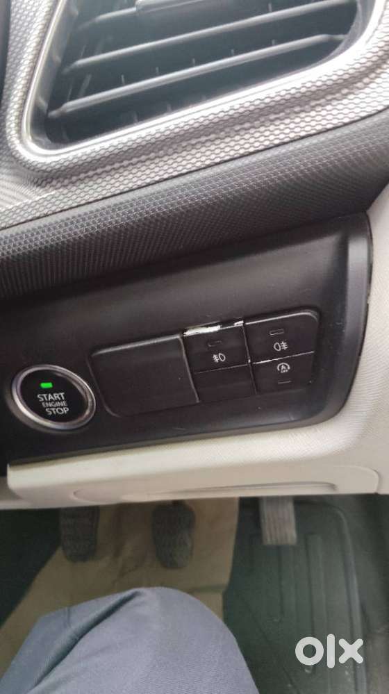 Tata Altroz Xz, 2023, Petrol