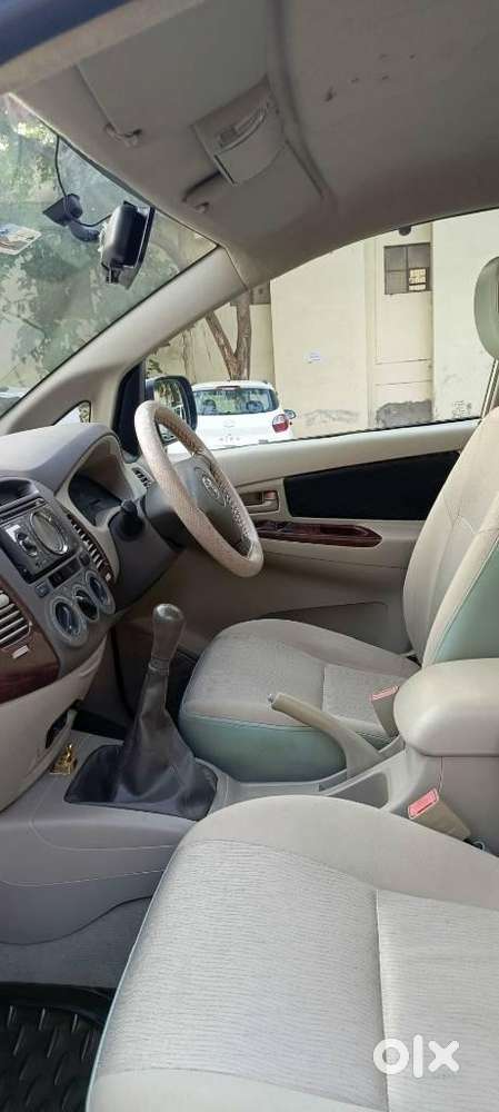 Toyota Innova 2009-2011 2.0 Gx 8 Str, 2009, Diesel
