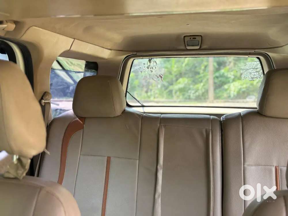 Tata Safari 2012