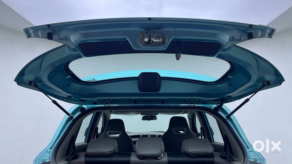 Mahindra Kuv 100 Mfalcon G80 K8, 2016, Petrol