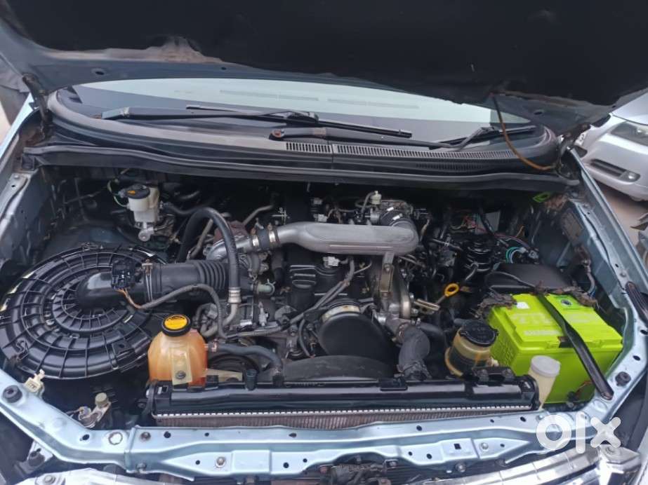 Toyota Innova 2.5 G (diesel) 7 Seater Bs Iv, 2011, Diesel