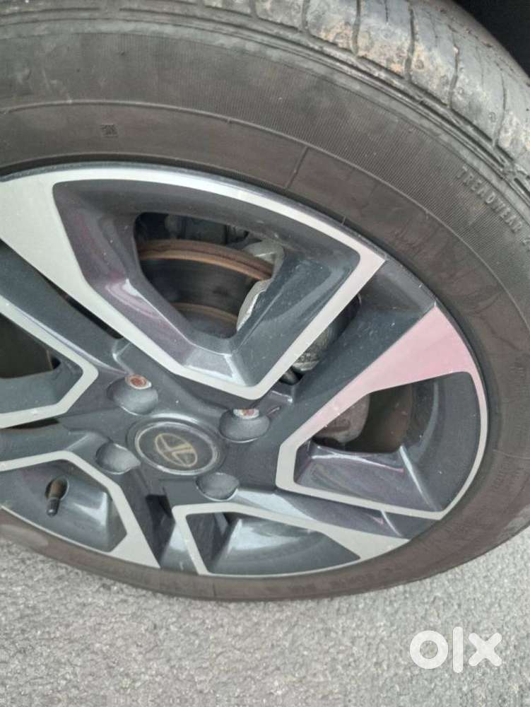 Tata Tiago 1.2 Revotron Xza Plus Amt, 2023, Petrol