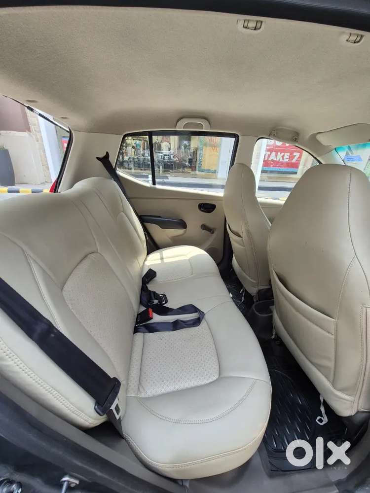 Hyundai I10 Magna 2012 Car