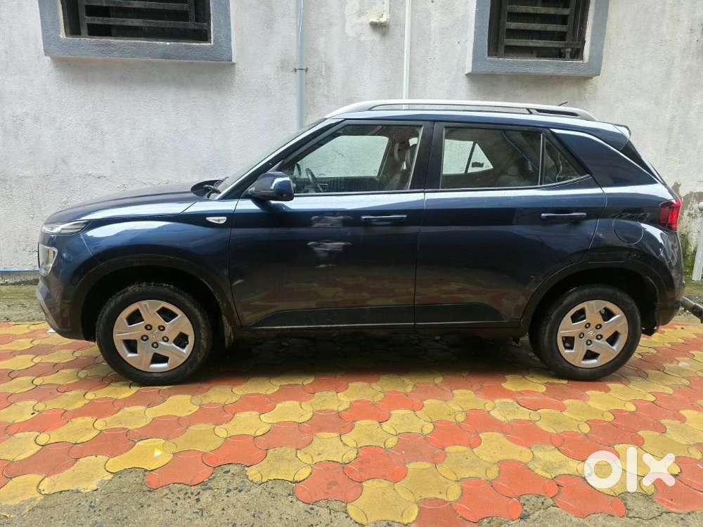 Hyundai Venue S, 2021, Petrol