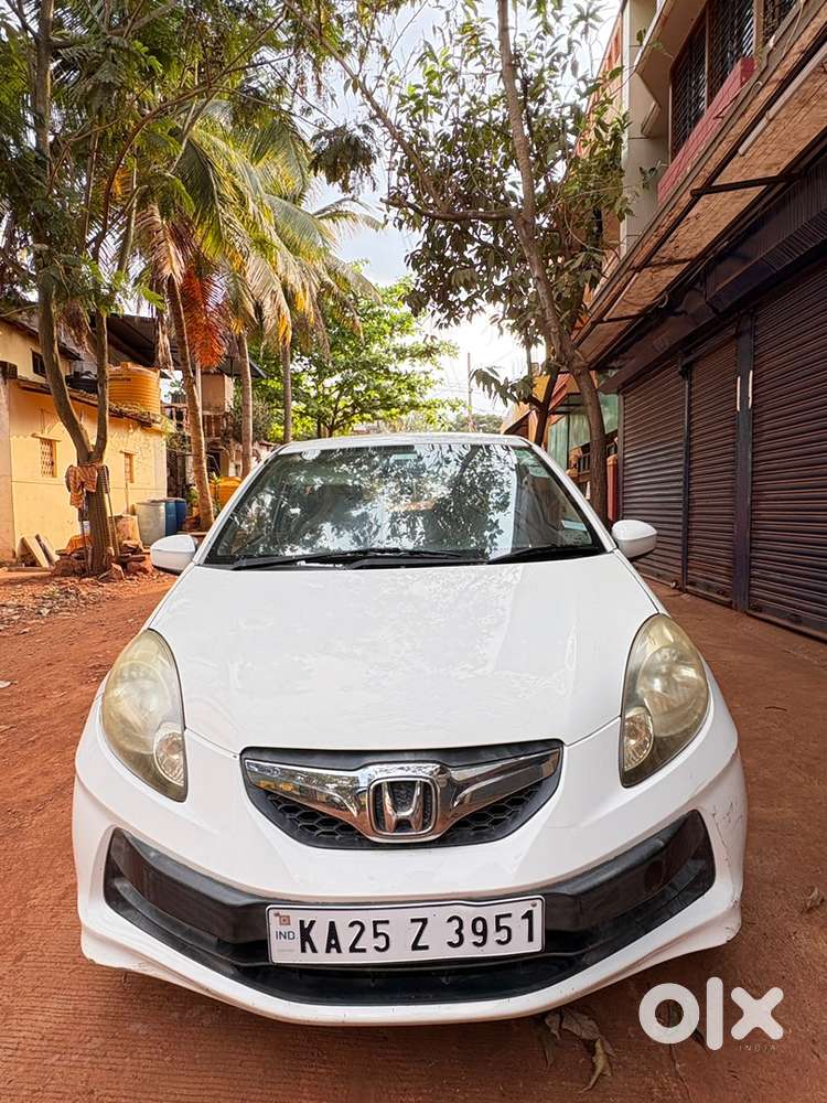 Honda Brio Petrol 2012