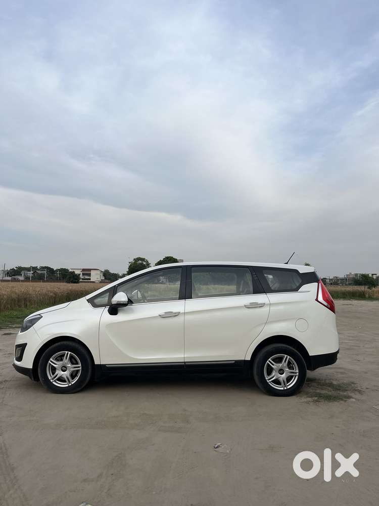 Mahindra Marazzo M6 8str, 2019, Diesel