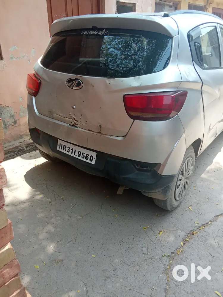 Mahindra Kuv100 Nxt 2016 Petrol 130000 Km Driven With Cng Fited