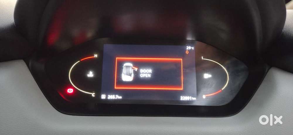 Nissan Magnite 1.0 Xv Premium Turbo Dual Tone, 2024, Petrol