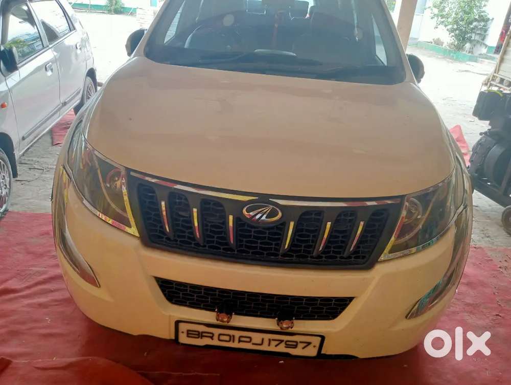 Mahindra Xuv500 2017 Diesel 65000 Km Driven