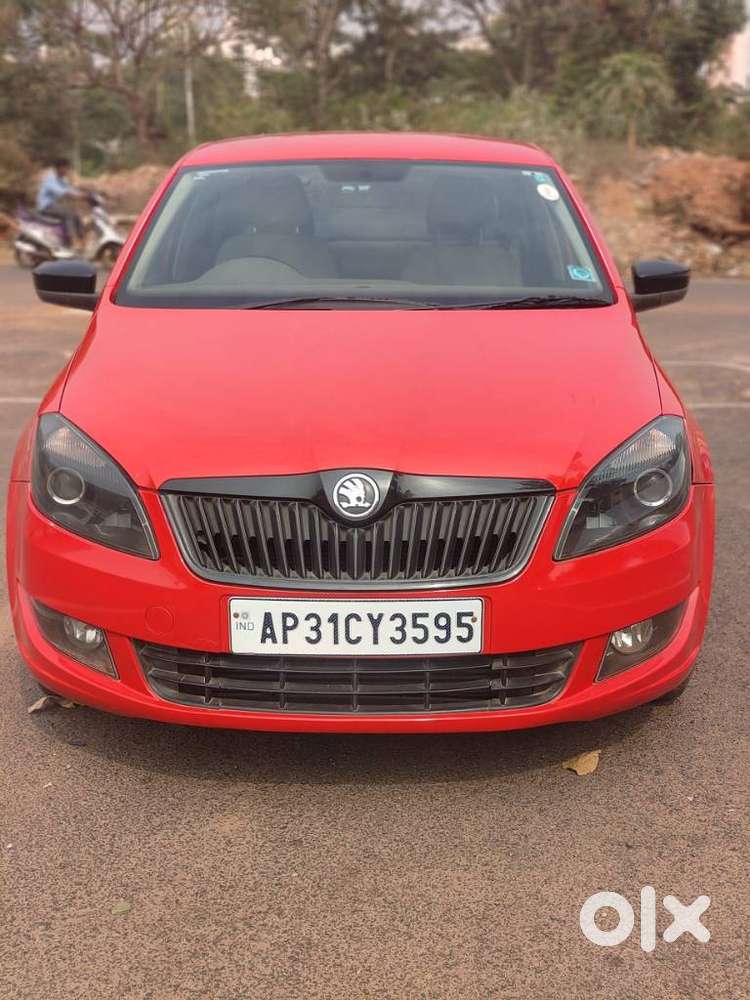 Skoda Rapid 1.6 Elegance Tdi At, 2015, Diesel