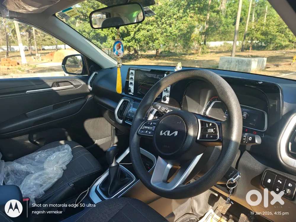 It's Kia Sonet Htk O Diesel 2024 Desmber
