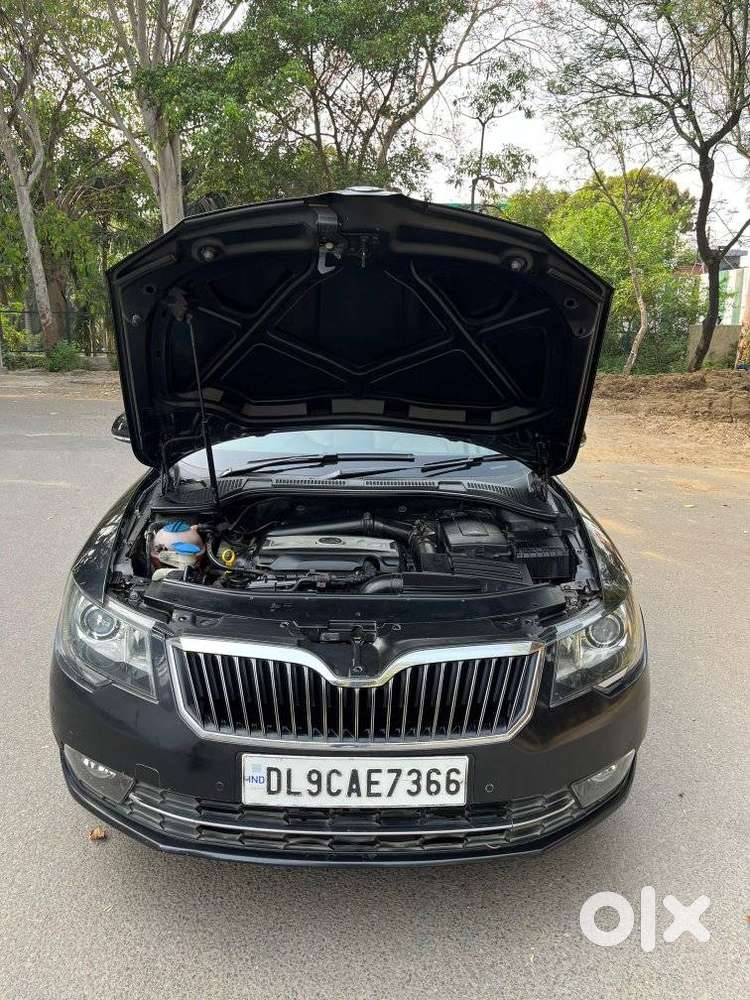 Skoda Superb 1.8 Elegance Tsi At, 2015, Petrol