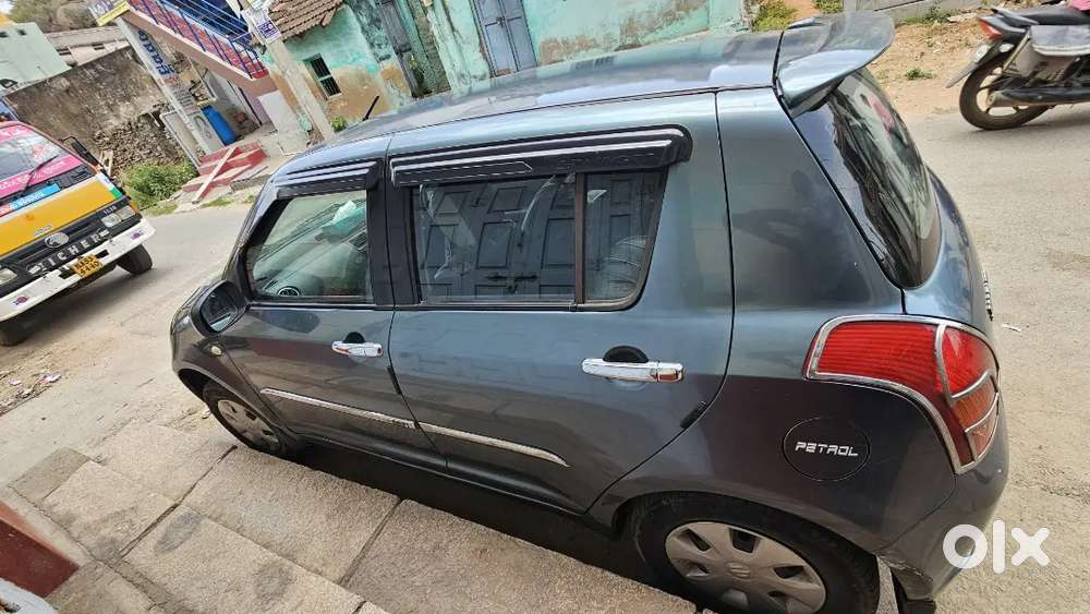 A Well-maintained Maruti Suzuki Swift Petrol Engine Car