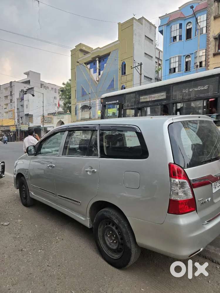 Toyota Innova 20008 Diesel 220000 Km Driven