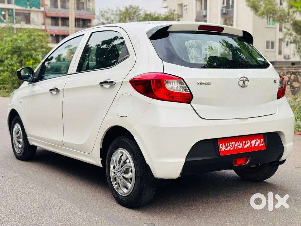 Tata Tiago 1.2 Revotron Xe Option, 2017, Petrol