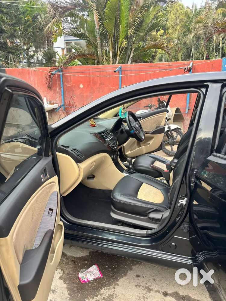 Hyundai Verna Fluidic 2014 Manual