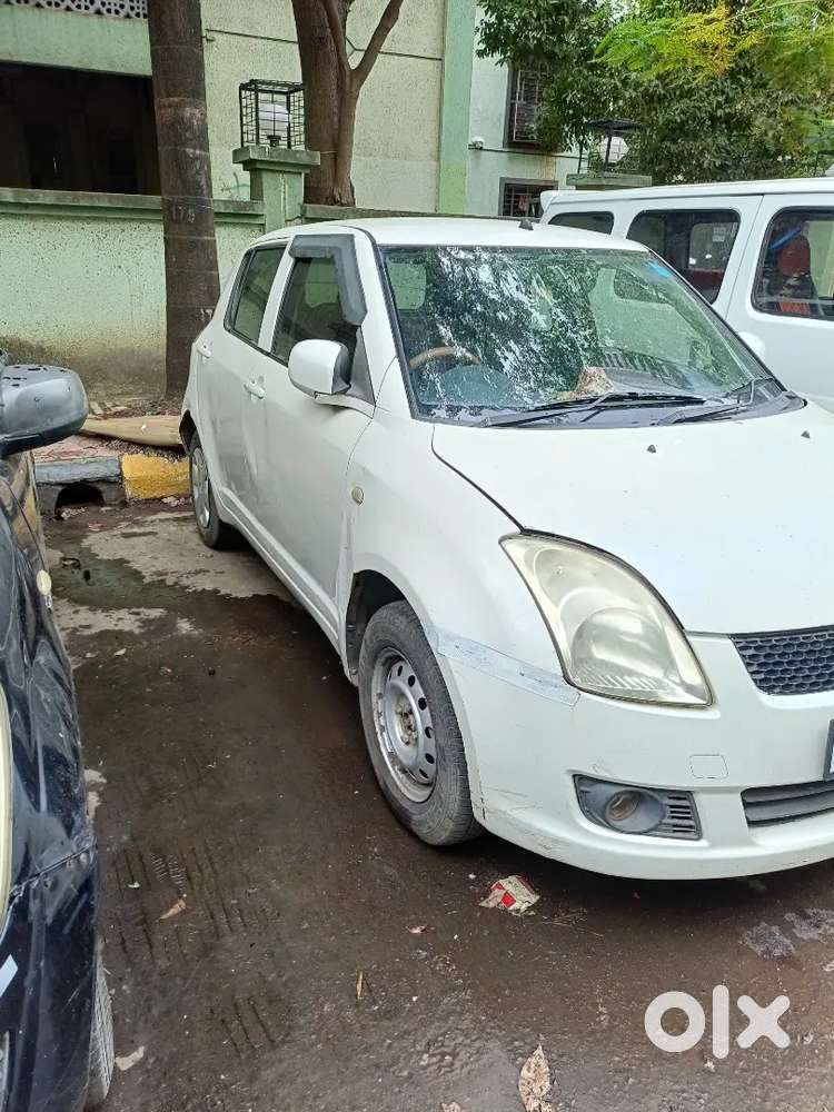 Maruti Suzuki Swift 2009 Petrol 63000 Km Driven