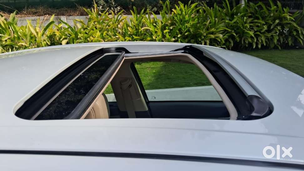 Toyota Camry Hybrid, 2024, Petrol