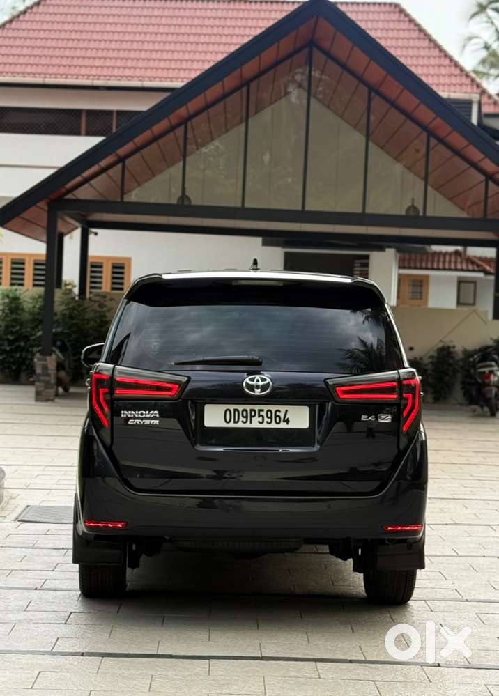 Toyota Innova Crysta 2.4 Z 2022 Bs6 Manual