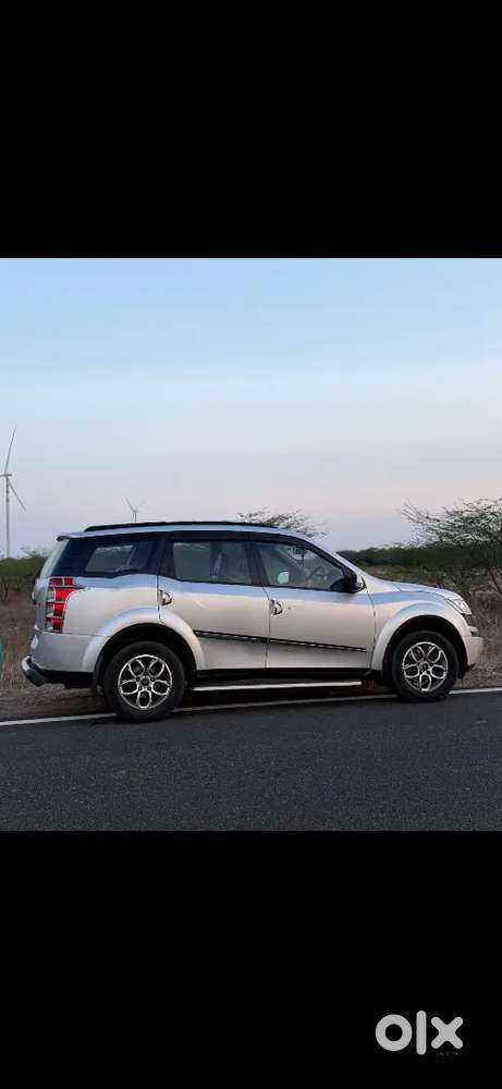 Mahindra Xuv500 (dec 2015) Diesel 93000 Km Driven