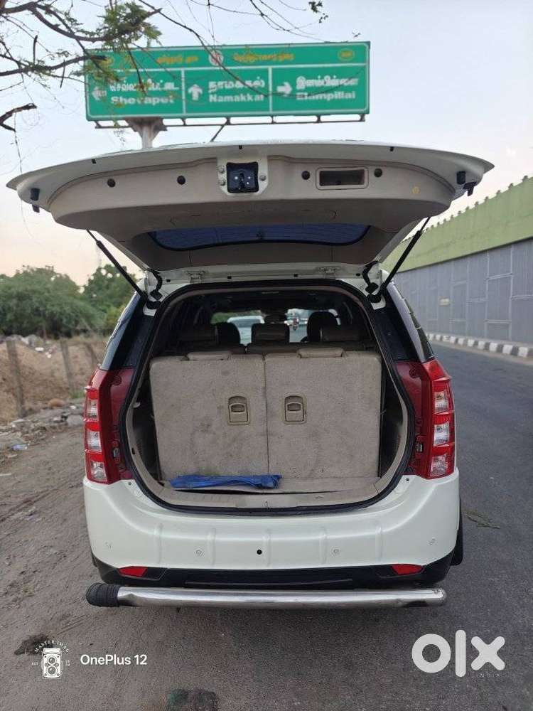 Mahindra Xuv500 2.2 W10 Sportz Edition Mt, 2017, Diesel