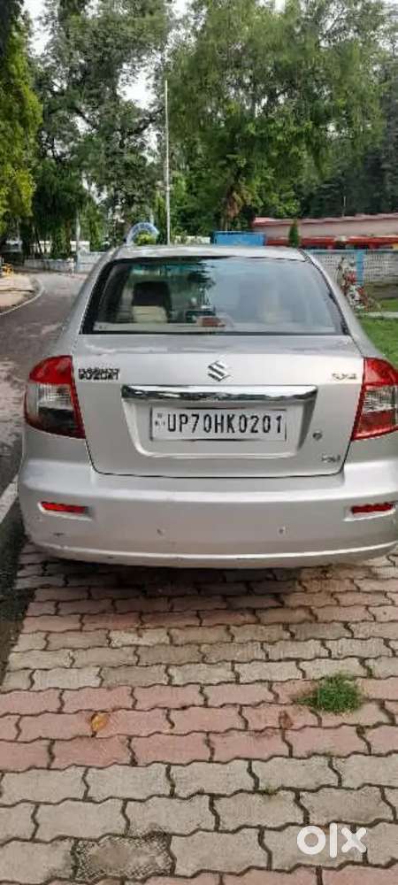 Maruti Suzuki Dzire 2010
