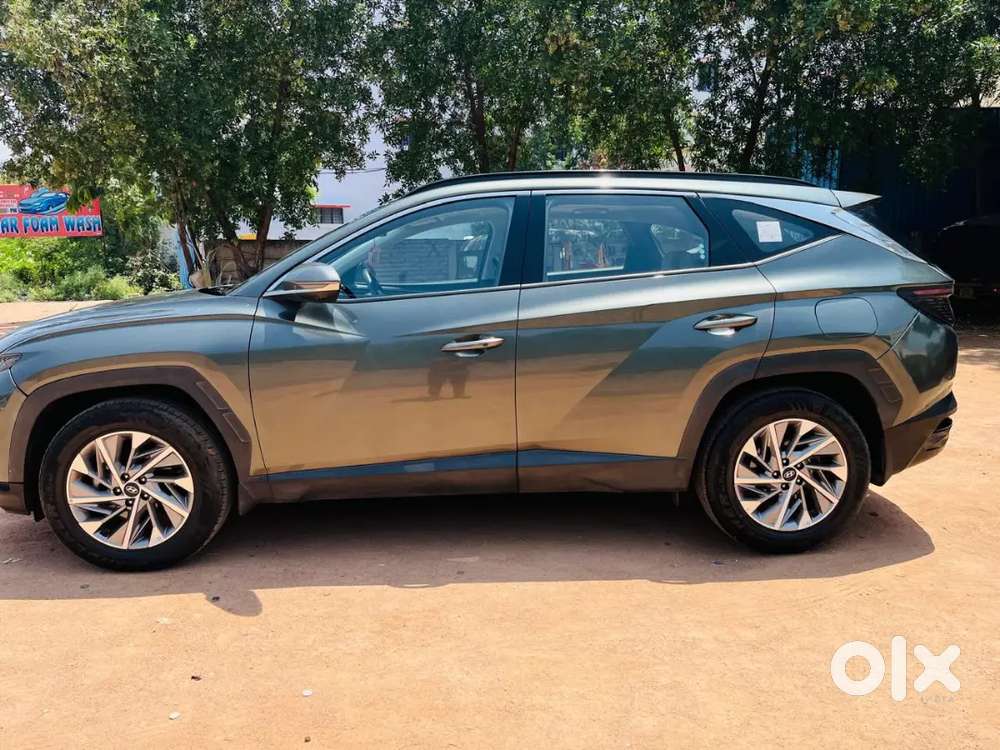 Hyundai Tucson Signature Petrol 2024