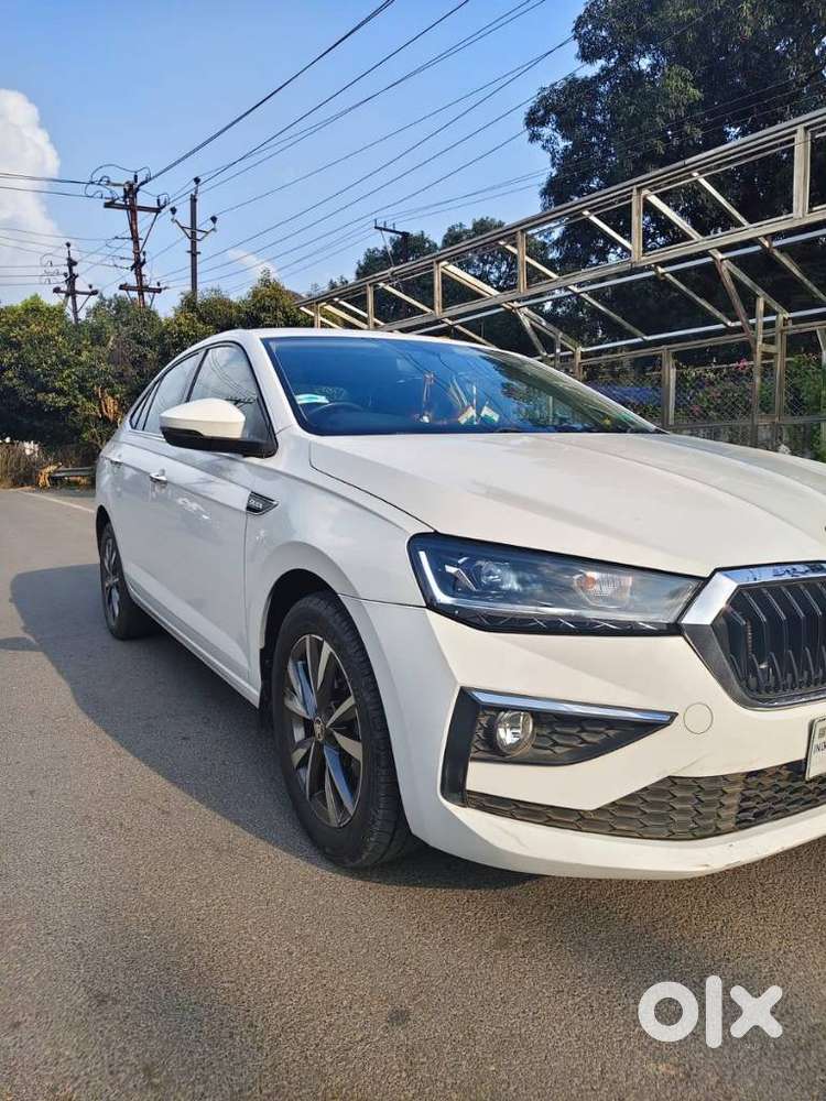 Skoda Slavia 1.0 Tsi Style, 2022, Petrol
