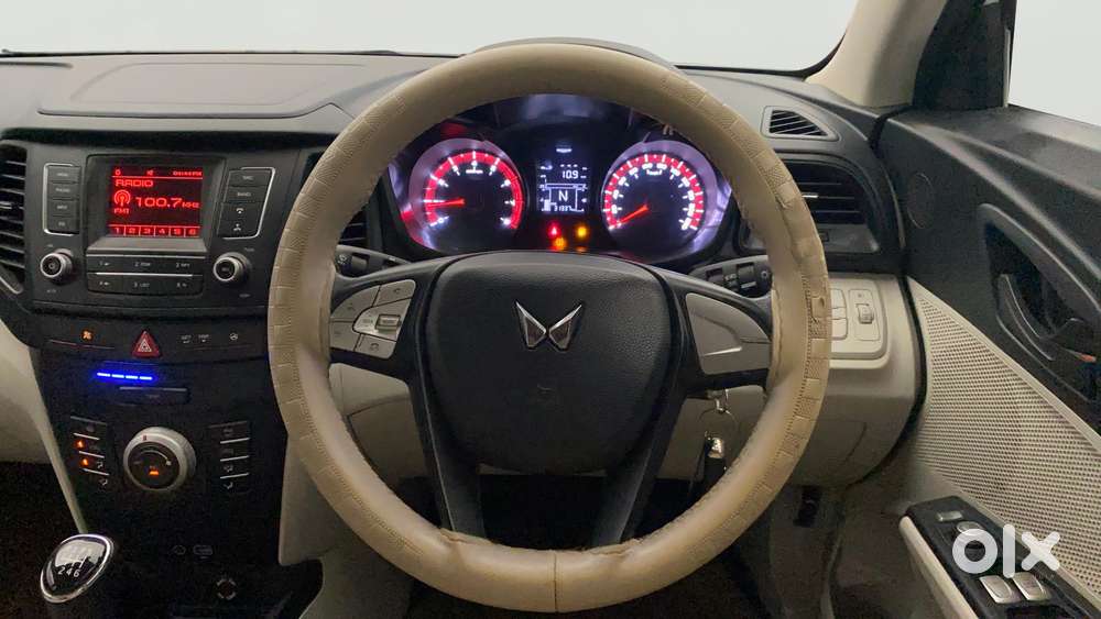 Mahindra Xuv300 W6, 2023, Petrol