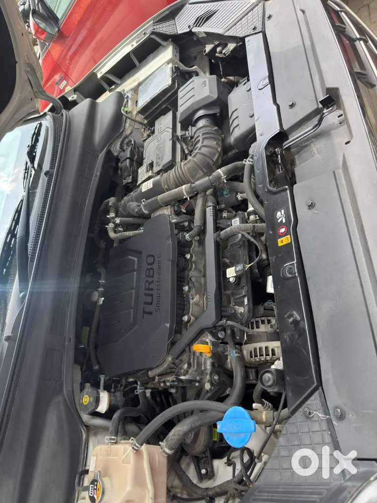 Hyundai Alcazar Signature 1.5 Petrol 2027