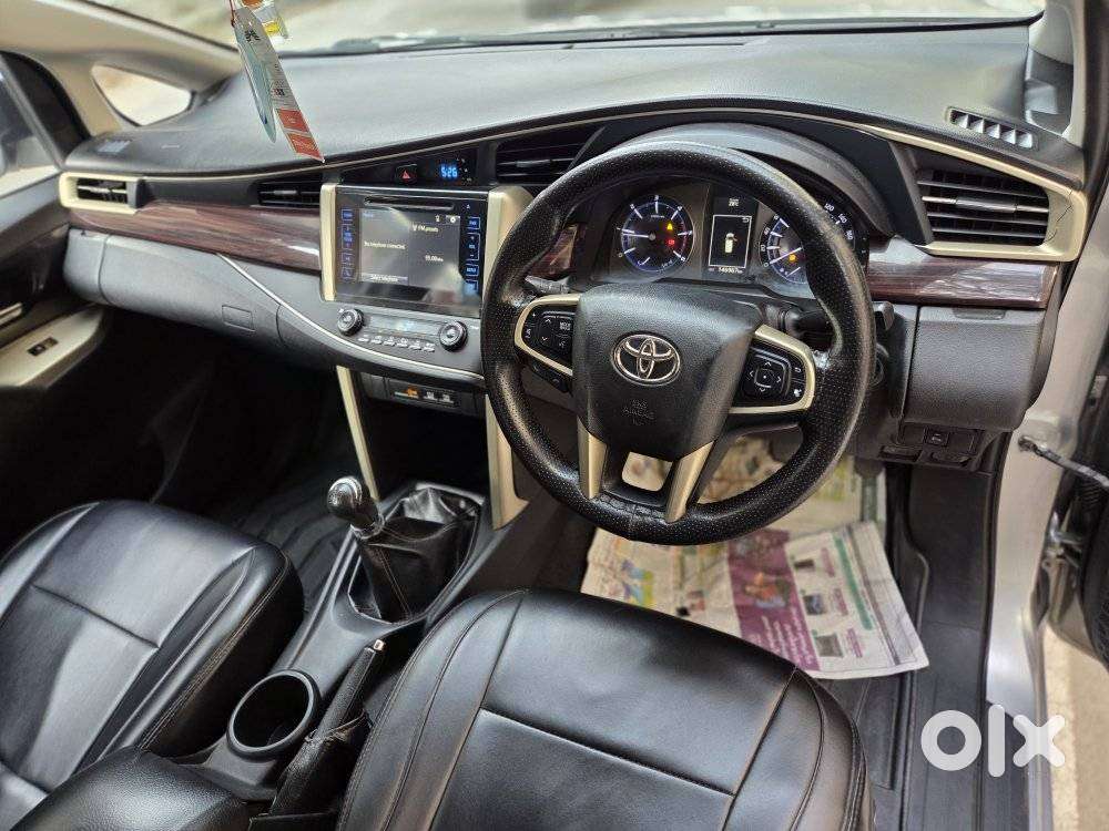 Toyota Innova Crysta 2.4 V, 2016, Diesel