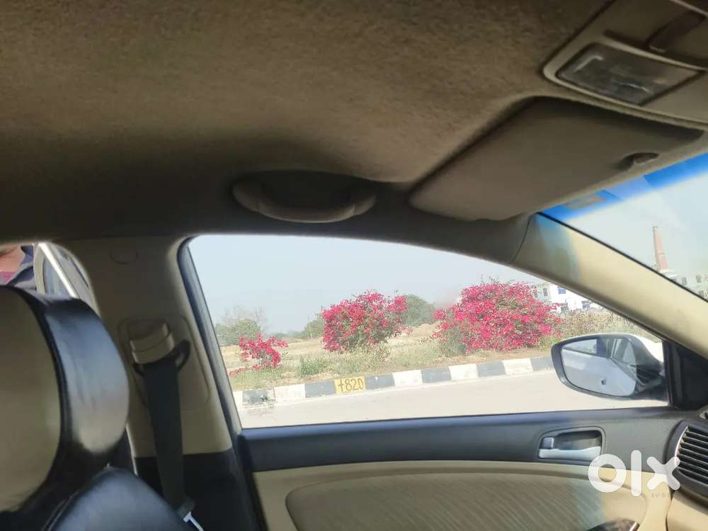 Hyundai Verna 2016