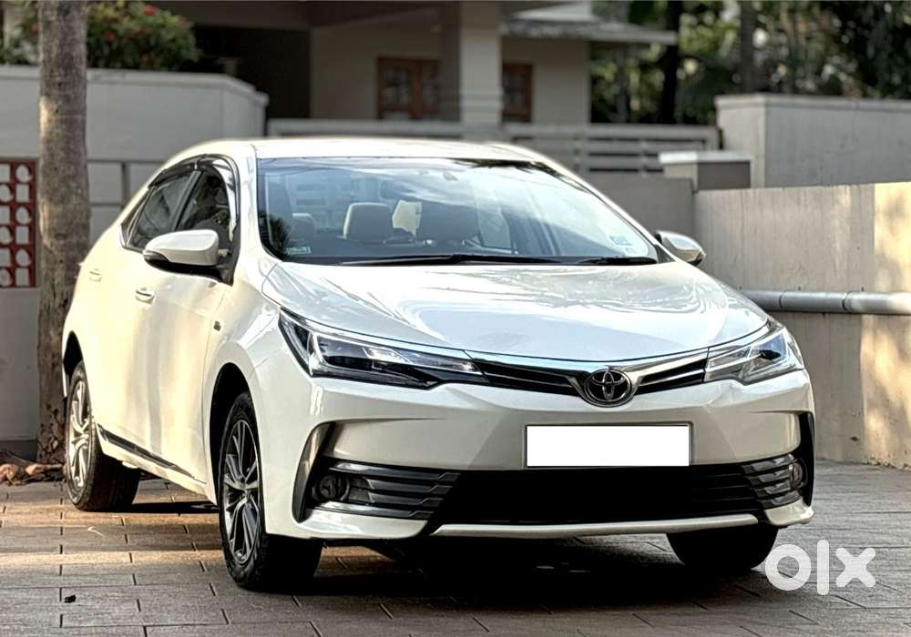 Toyota Corolla Altis 1.8 Gl, 2017, Petrol