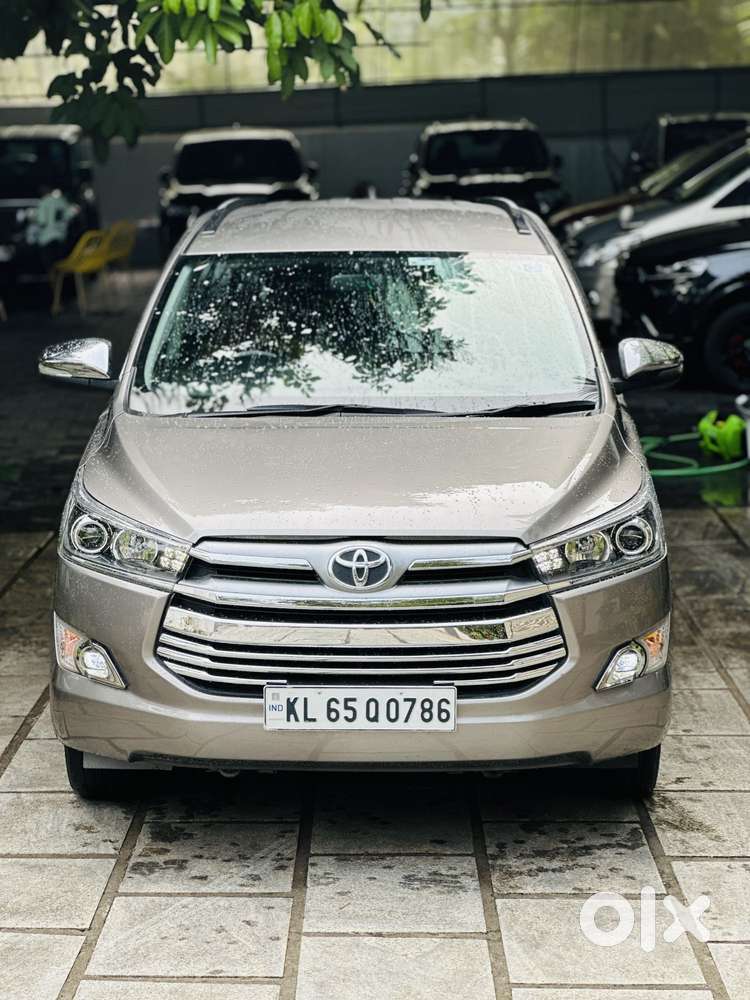 Toyota Innova Crysta 2.4 V 8 Str, 2020, Diesel