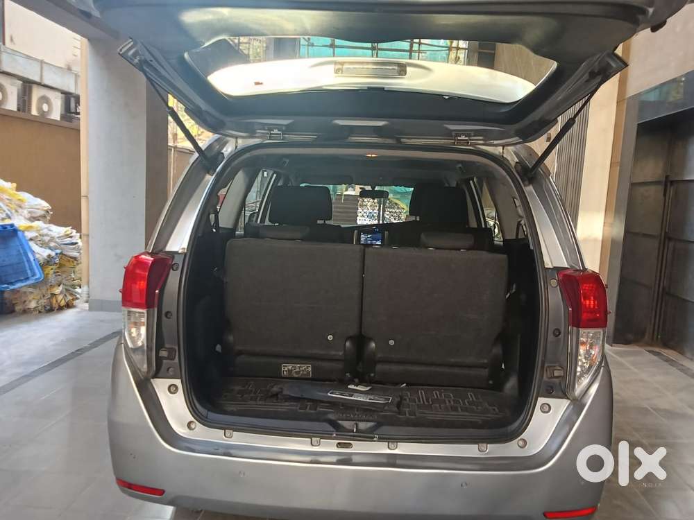 Toyota Innova Crysta 2.4 G Mt, 2022, Diesel